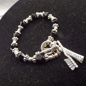 MAKE YOUR DENTIST HAPPY! TOOTHBRUSH TOOTHPASTE SILVERY BLACK CRYSTAL BRACELET 33